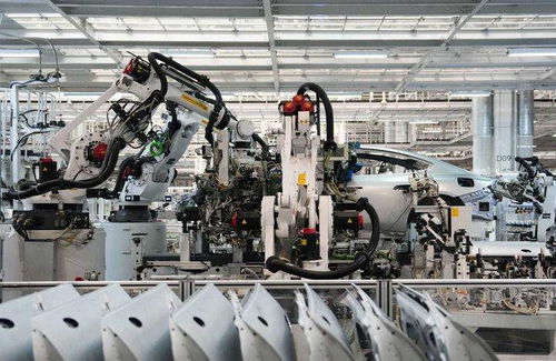 建起“超鏈接” 以技術服務助力中國經(jīng)濟向新而行